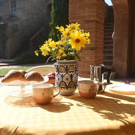 Santa Maria Aparthotel Montaione