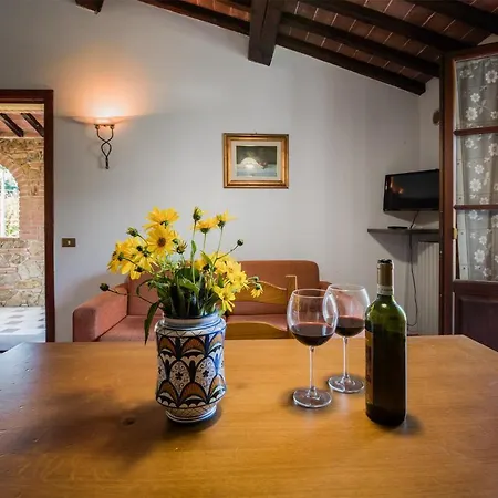 Santa Maria Aparthotel 3*